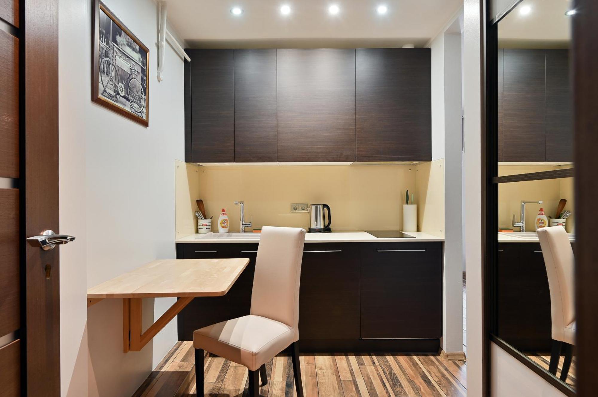 Íbúð Modern Studio-apartment In The Centre, Free Parking Riga